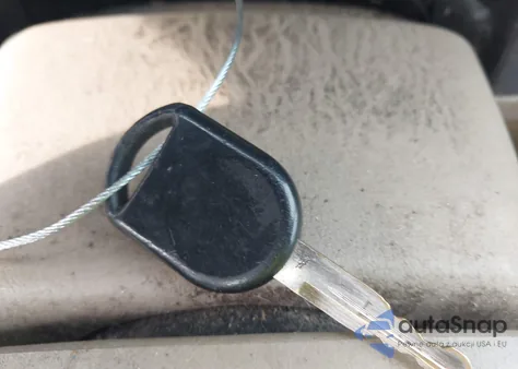 2007 Ford Escape Xlt z USA, uszkodzony, nr VIN 1FMYU03ZX7KB25972